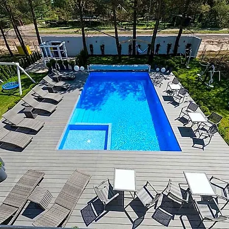 לינה וארוחת בוקר Sanibel בובולין